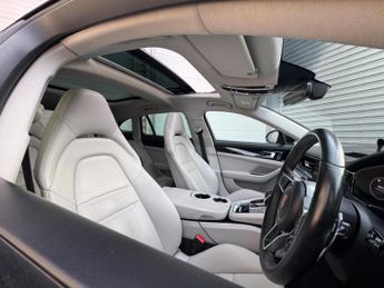 Porsche Panamera 2.9 V6 E-Hybrid 14kWh 4 Sport Turismo PDK 4WD Euro 6 (s/s) 5dr