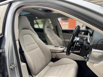 Porsche Panamera 2.9 V6 E-Hybrid 14kWh 4 Sport Turismo PDK 4WD Euro 6 (s/s) 5dr