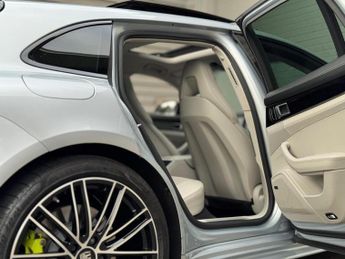 Porsche Panamera 2.9 V6 E-Hybrid 14kWh 4 Sport Turismo PDK 4WD Euro 6 (s/s) 5dr