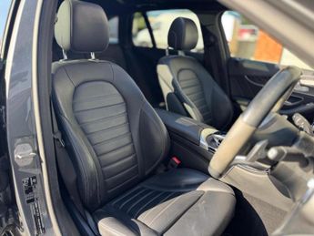 Mercedes-Benz C Class 1.5 C200 MHEV AMG Line Night Edition (Premium Plus) G-Tronic+ Eu