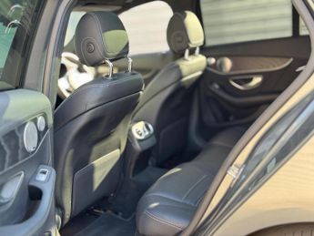 Mercedes-Benz C Class 1.5 C200 MHEV AMG Line Night Edition (Premium Plus) G-Tronic+ Eu