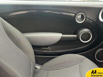 MINI Hatch 1.4 One Hatchback 3dr Petrol Steptronic Euro 4 (95 ps)