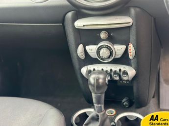 MINI Hatch 1.4 One Hatchback 3dr Petrol Steptronic Euro 4 (95 ps)