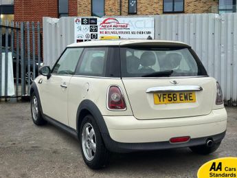 MINI Hatch 1.4 One Hatchback 3dr Petrol Steptronic Euro 4 (95 ps)