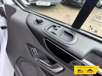 Ford Transit Custom 2.0 300 EcoBlue Limited Panel Van 5dr Diesel Auto L1 H1 Euro 6 (