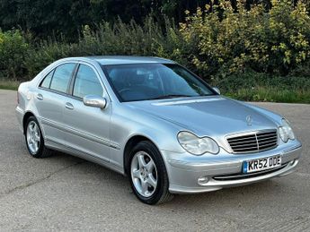 Mercedes C Class 2.6 C240 Avantgarde SE Saloon 4dr Petrol Automatic (256 g/km, 17