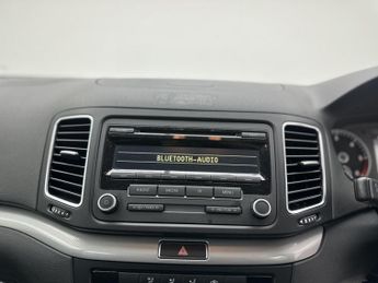 Volkswagen Sharan 2.0 TDI BlueMotion Tech SE MPV 5dr Diesel DSG Euro 5 (s/s) (140 
