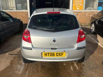 Renault Clio 1.4 16v Dynamique S Hatchback 3dr Petrol Manual (158 g/km, 98 bh