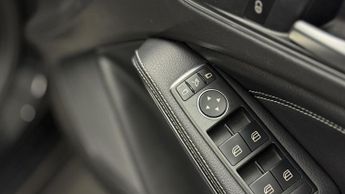 Mercedes-Benz A Class 1.5 A180d Sport (Premium) Hatchback 5dr Diesel 7G-DCT Euro 6 (s/