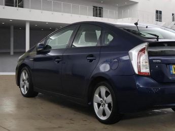 Toyota Prius 1.8 VVT-h T Spirit Hatchback 5dr Petrol Hybrid CVT Euro 5 (s/s) 