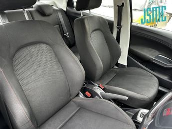 SEAT Ibiza 1.2 TSI FR Hatchback 5dr Petrol DSG Euro 5 (105 ps)
