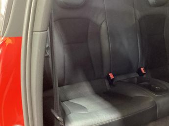 Audi A1 1.4 TFSI S line Hatchback 3dr Petrol S Tronic Euro 5 (s/s) (122 