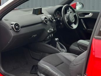 Audi A1 1.4 TFSI S line Hatchback 3dr Petrol S Tronic Euro 5 (s/s) (122 