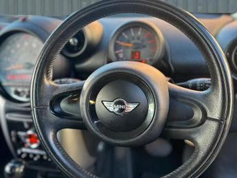 MINI Countryman 2.0 Cooper D SUV 5dr Diesel Auto ALL4 Euro 5 (112 ps)