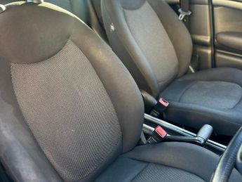 MINI Countryman 2.0 Cooper D SUV 5dr Diesel Auto ALL4 Euro 5 (112 ps)