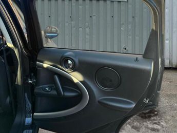 MINI Countryman 2.0 Cooper D SUV 5dr Diesel Auto ALL4 Euro 5 (112 ps)