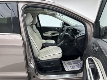Ford Kuga 2.0 TDCi EcoBlue Vignale SUV 5dr Diesel Powershift AWD Euro 6 (s