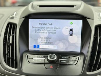 Ford Kuga 2.0 TDCi EcoBlue Vignale SUV 5dr Diesel Powershift AWD Euro 6 (s