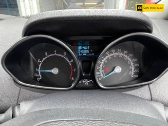 Ford EcoSport 1.5 Zetec SUV 5dr Petrol Powershift 2WD Euro 5 (112 ps)