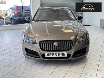 Jaguar XF 2.0d Portfolio Saloon 4dr Diesel Auto Euro 6 (s/s) (180 ps)