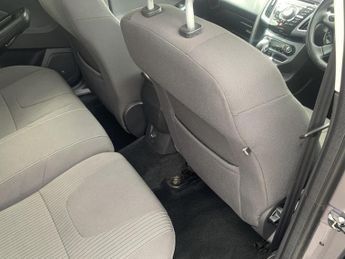 Ford Focus 2.0 TDCi Titanium Navigator Hatchback 5dr Diesel Powershift Euro