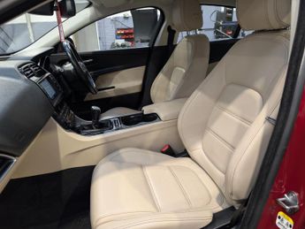 Jaguar XE 2.0d Prestige Saloon 4dr Diesel Manual Euro 6 (s/s) (163 ps)