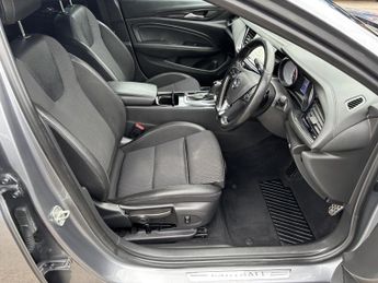 Vauxhall Insignia 2.0 Turbo D BlueInjection SRi VX Line Nav Sports Tourer 5dr Dies