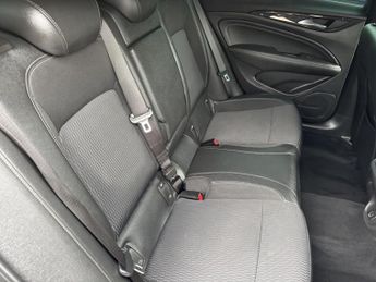 Vauxhall Insignia 2.0 Turbo D BlueInjection SRi VX Line Nav Sports Tourer 5dr Dies