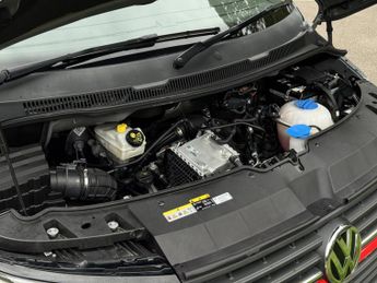 Volkswagen Transporter 2.0 TDI T32 Highline Panel Van 5dr Diesel DSG FWD SWB Euro 6 (s/