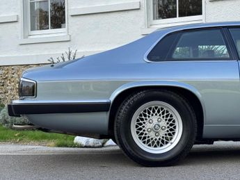 Jaguar XJS 4.0 Coupe 2dr Petrol Automatic (237 bhp)