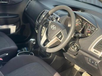 Hyundai i20 1.4 Comfort Hatchback 5dr Petrol Auto Euro 4 (99 bhp)