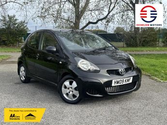 Toyota AYGO 1.0 VVT-i Black Hatchback 5dr Petrol Manual Euro 4 (AC) (67 bhp)