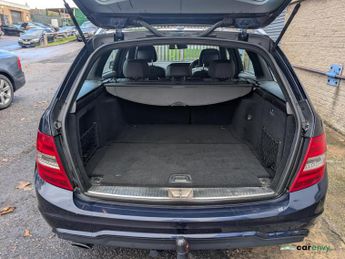 Mercedes-Benz C Class 2.1 C220 CDI BlueEfficiency Sport Estate 5dr Diesel G-Tronic+ Eu