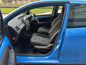 Peugeot 108 1.0 Active Hatchback 5dr Petrol 2 Tronic Euro 6 (68 ps)