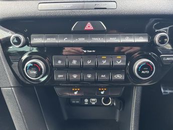 Kia Sportage 1.6 T-GDi GT-Line SUV 5dr Petrol DCT AWD Euro 6 (174 bhp)