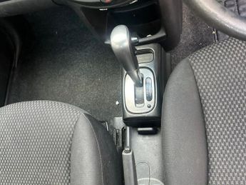 Nissan Note 1.6 16V Acenta Hatchback 5dr Petrol Auto Euro 4 (110 ps)