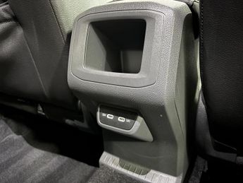 Volkswagen T-Cross 1.0 TSI R-Line SUV 5dr Petrol DSG Euro 6 (s/s) (110 ps)