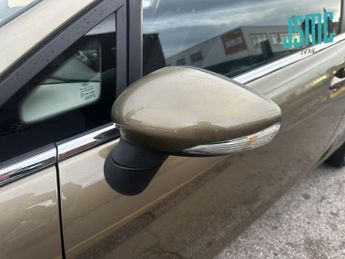 Ford Fiesta 1.4 Titanium Hatchback 3dr Petrol Automatic (154 g/km, 94 bhp)