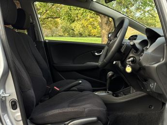 Honda Jazz 1.4 i-VTEC ES Plus Hatchback 5dr Petrol CVT Euro 5 (99 ps)