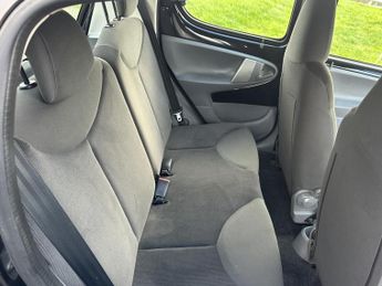 Citroen C1 1.0i Rhythm Hatchback 5dr Petrol Manual Euro 4 (67 ps)