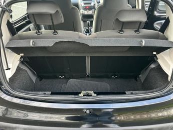 Citroen C1 1.0i Rhythm Hatchback 5dr Petrol Manual Euro 4 (67 ps)