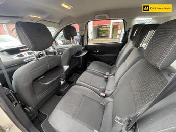 Renault Scenic 1.5 dCi Dynamique TomTom MPV 5dr Diesel Manual Euro 4 (106 ps)