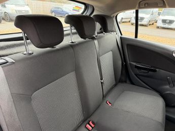 Vauxhall Corsa 1.3 CDTi ecoFLEX Active Hatchback 5dr Diesel Manual (119 g/km, 7