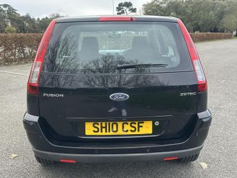 Ford Fusion 1.6 Zetec Hatchback 5dr Petrol Automatic (179 g/km, 99 bhp)