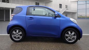 Toyota iQ 1.0 VVT-i 2 Hatchback 3dr Petrol Multidrive Euro 5 (68 ps)