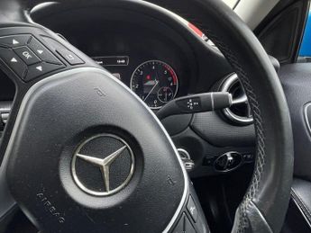 Mercedes-Benz A Class 1.5 A180 CDI SE Hatchback 5dr Diesel 7G-DCT Euro 5 (s/s) (109 ps