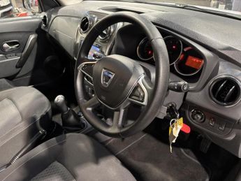 Dacia Sandero 0.9 TCe Comfort Hatchback 5dr Petrol Manual Euro 6 (s/s) (90 ps)