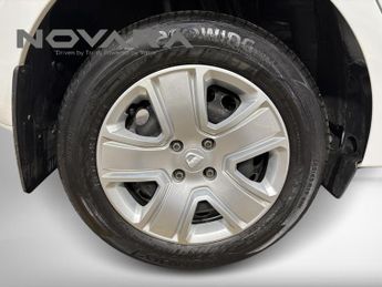 Dacia Sandero 0.9 TCe Comfort Hatchback 5dr Petrol Manual Euro 6 (s/s) (90 ps)