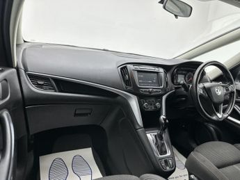 Vauxhall Zafira Tourer 1.4i Turbo SRi MPV 5dr Petrol Auto Euro 6 (140 ps)