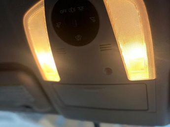 Toyota Prius 1.8 VVT-h T Spirit Hatchback 5dr Petrol Hybrid CVT Euro 5 (s/s) 